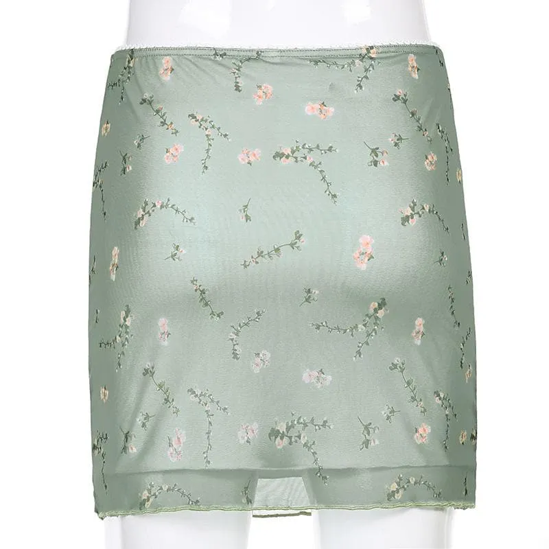 Floral print double layered mesh mini skirt