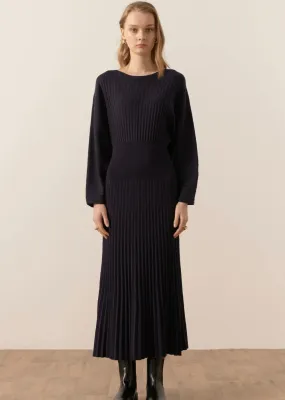 Gizelle Pleated Dress Black