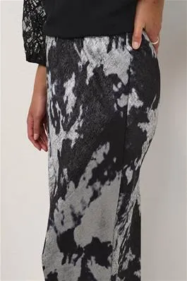 Kaffe Asky Skirt in Black/Silver Cloud