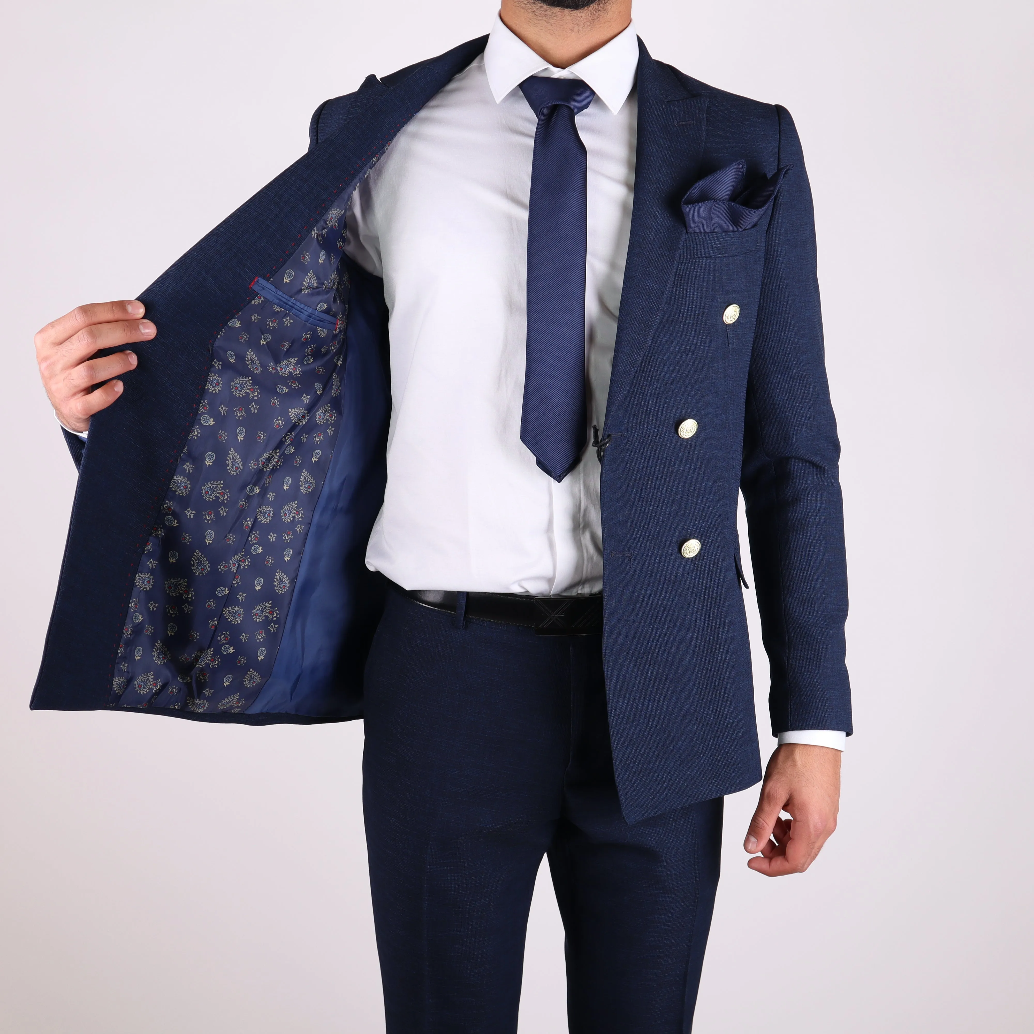 Navy/Black Avanti Milano Double Breasted Two Piece Suit