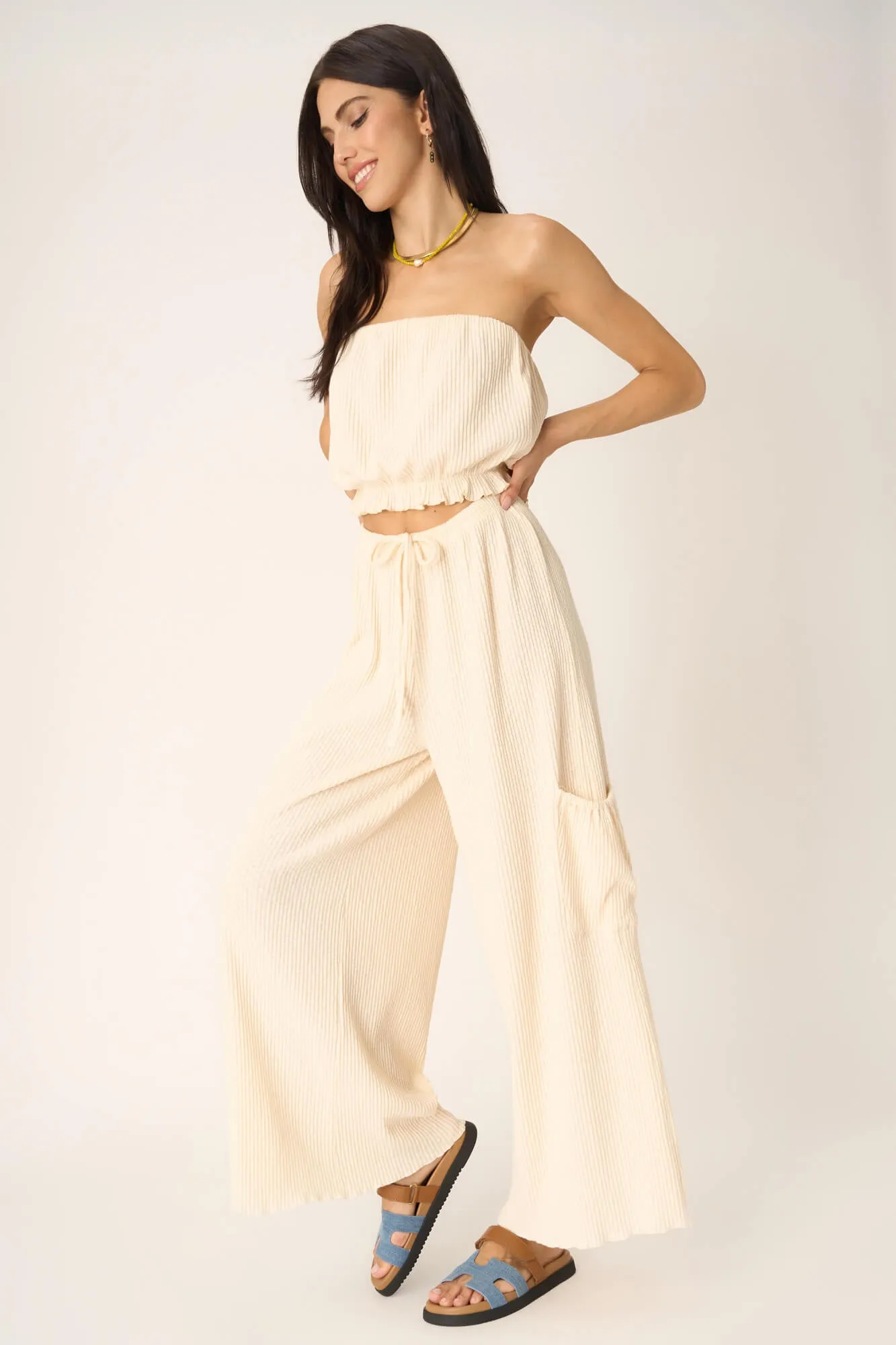 Never Better Textured Wide Leg Pant - Oat Milk