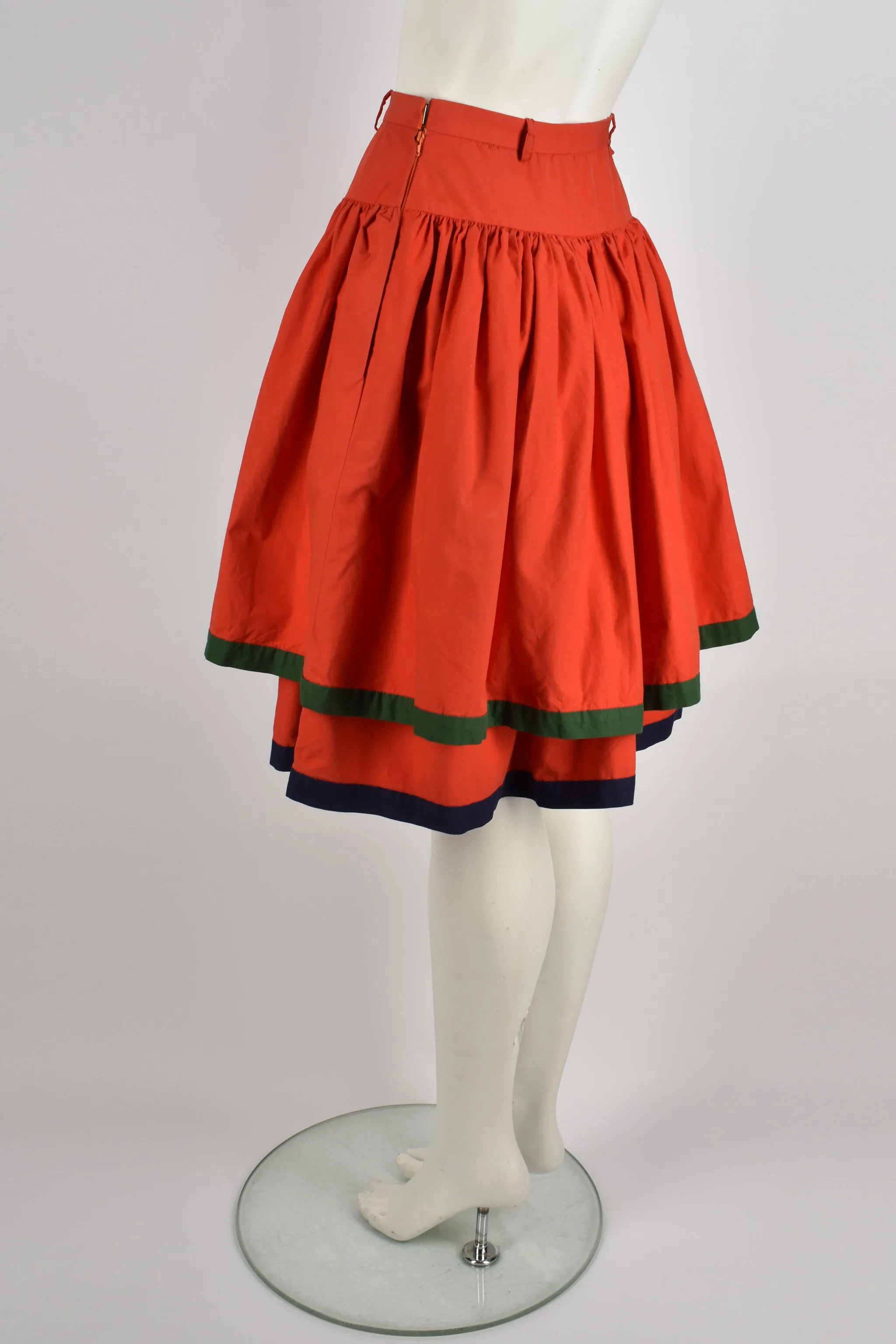 VALENTINO 1970s red mini skirt XS